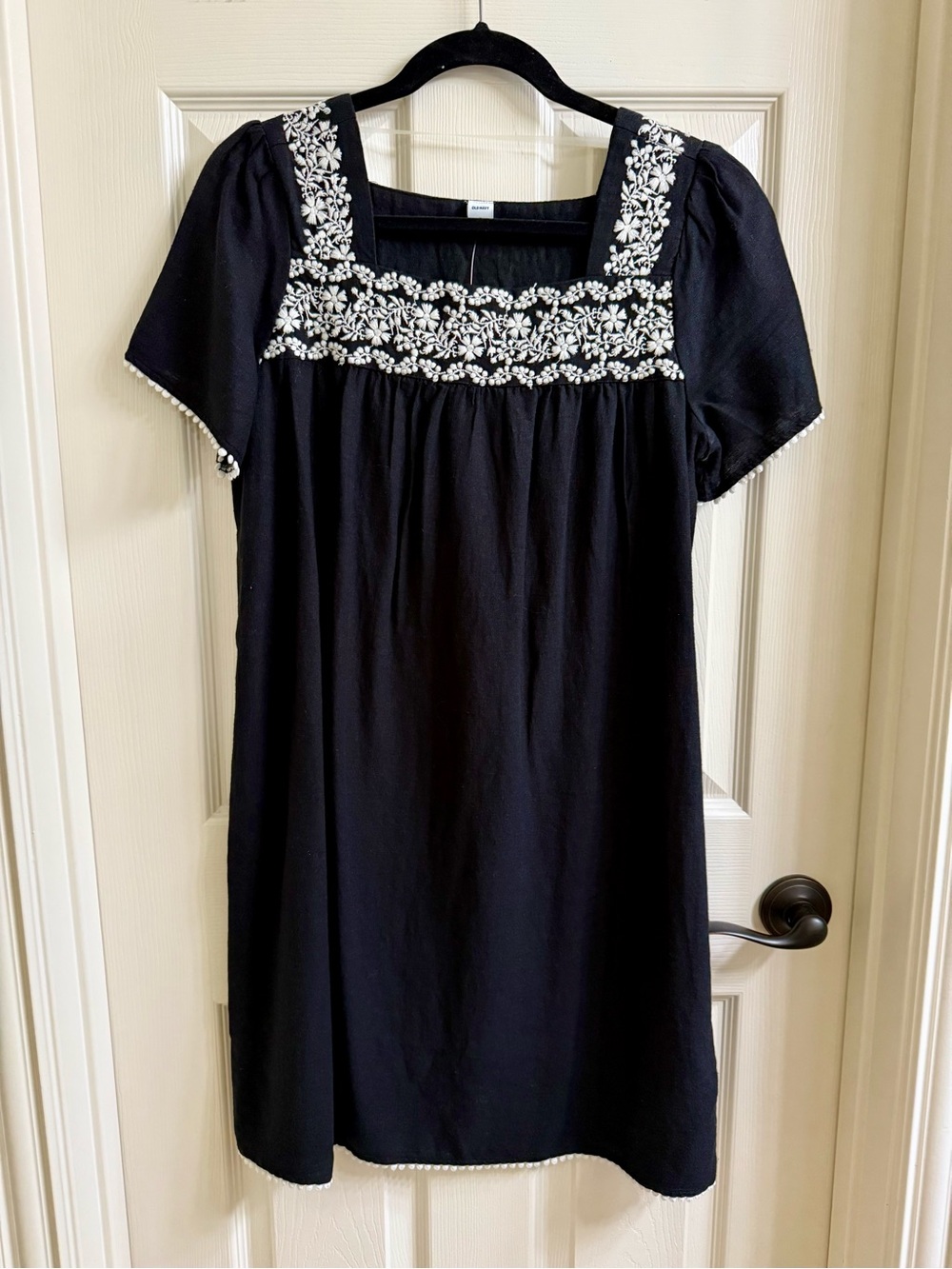Old Navy Black Dress with White Floral Embroidery Small